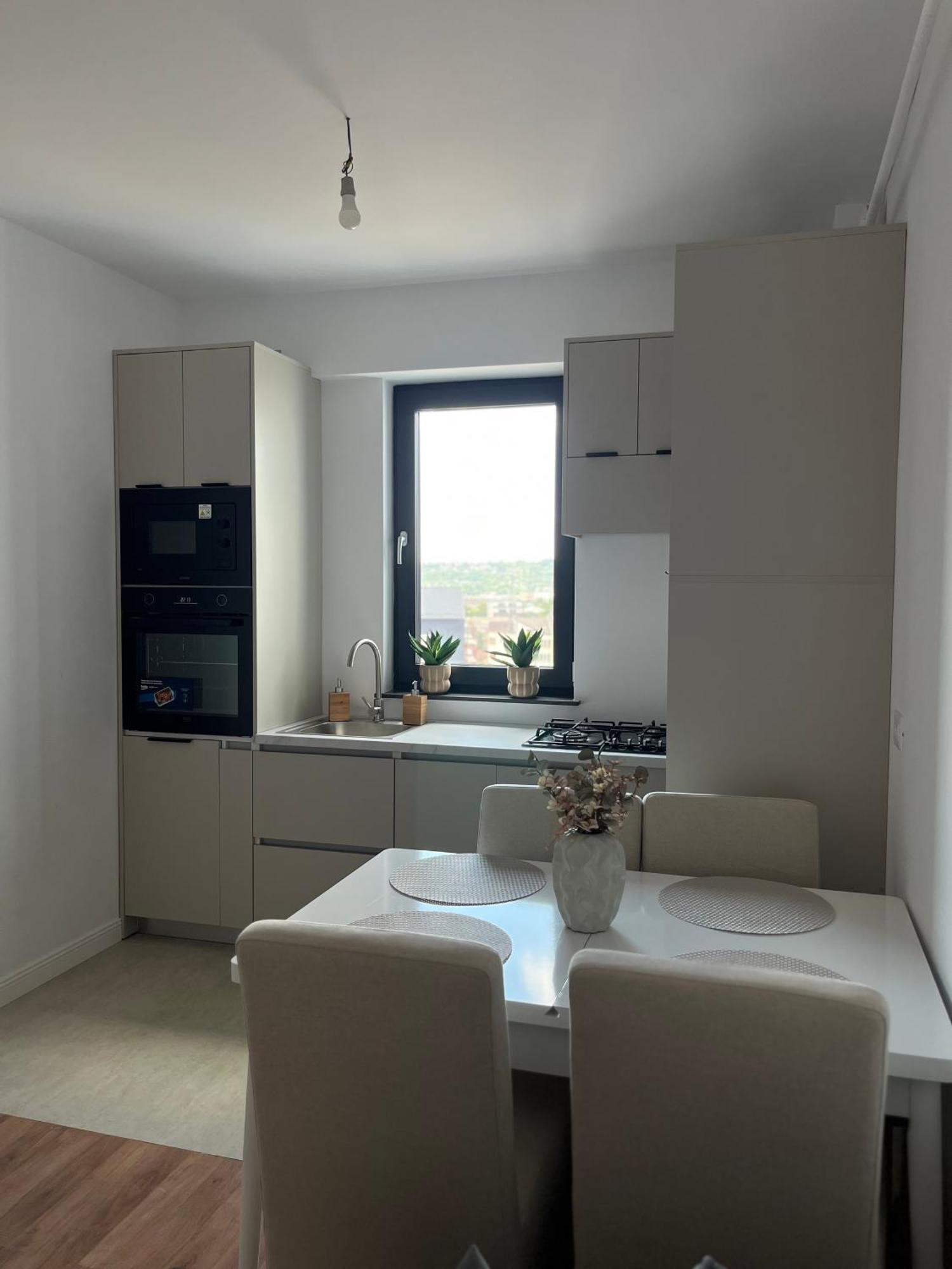 Apartament Nou Neo Tower Suceava Buitenkant foto